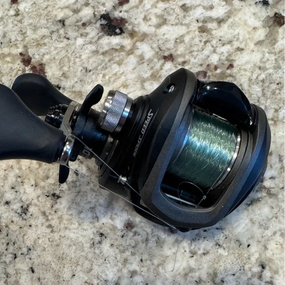Lew's Speed Spool Baitcast Reel LFS - Right - 6:8:1SSG1H - Picture 7 of 8